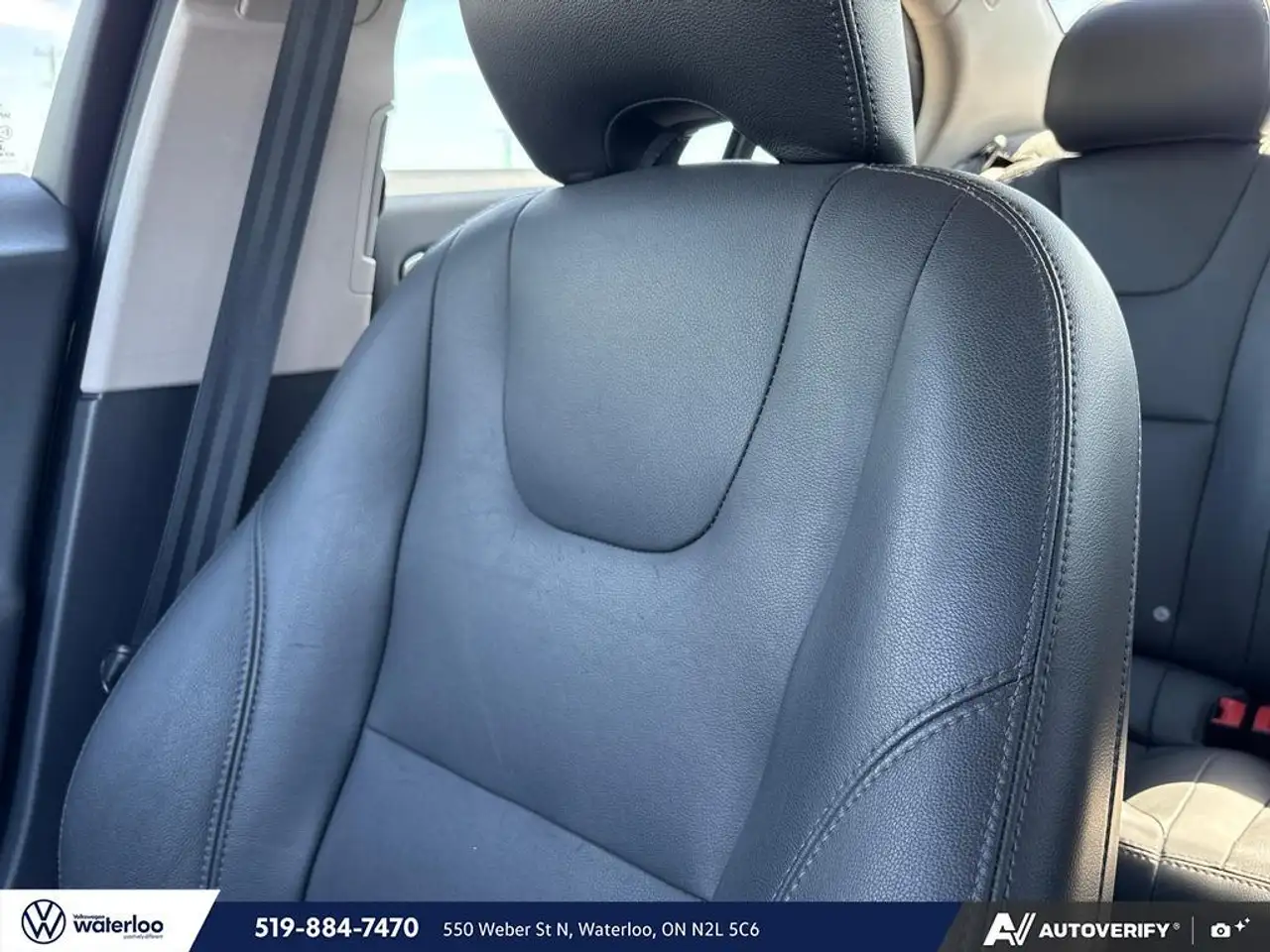 Volvo S60 снимка Volvo S60