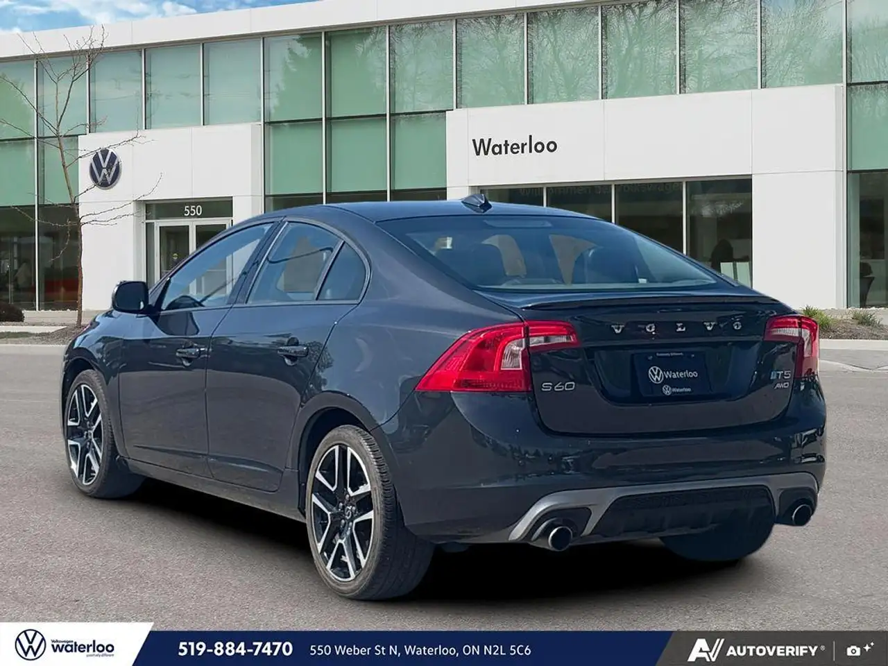 Volvo S60 снимка Volvo S60