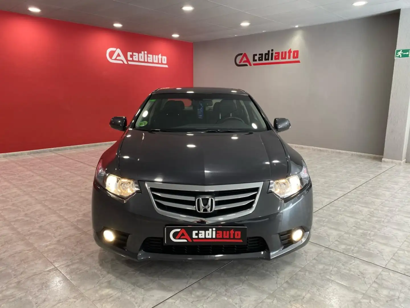 Honda Accord 2.0i-VTEC Lifestyle Gris - 2