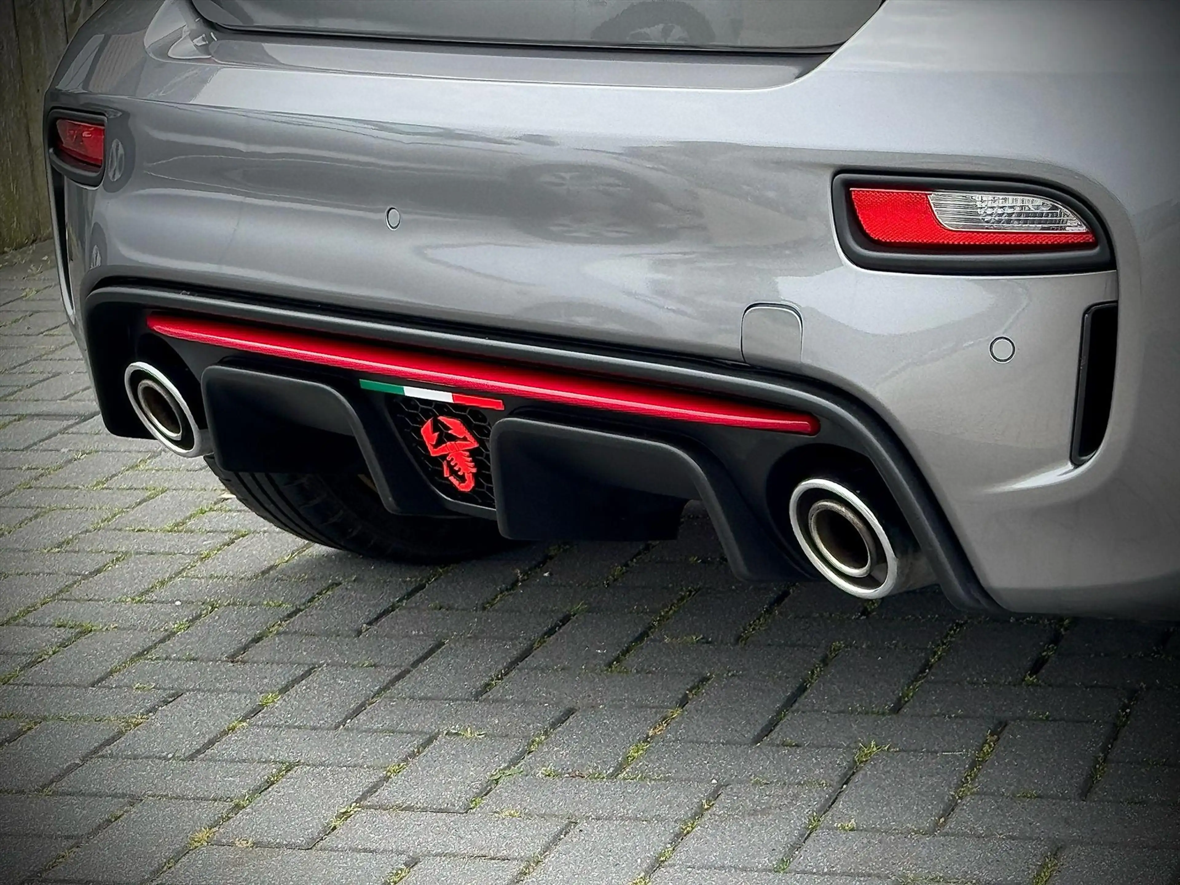 Abarth 595 Turismo 500 1.4T-Jet / Oz wheels / Manual / 165hp / Cognac — photo 15