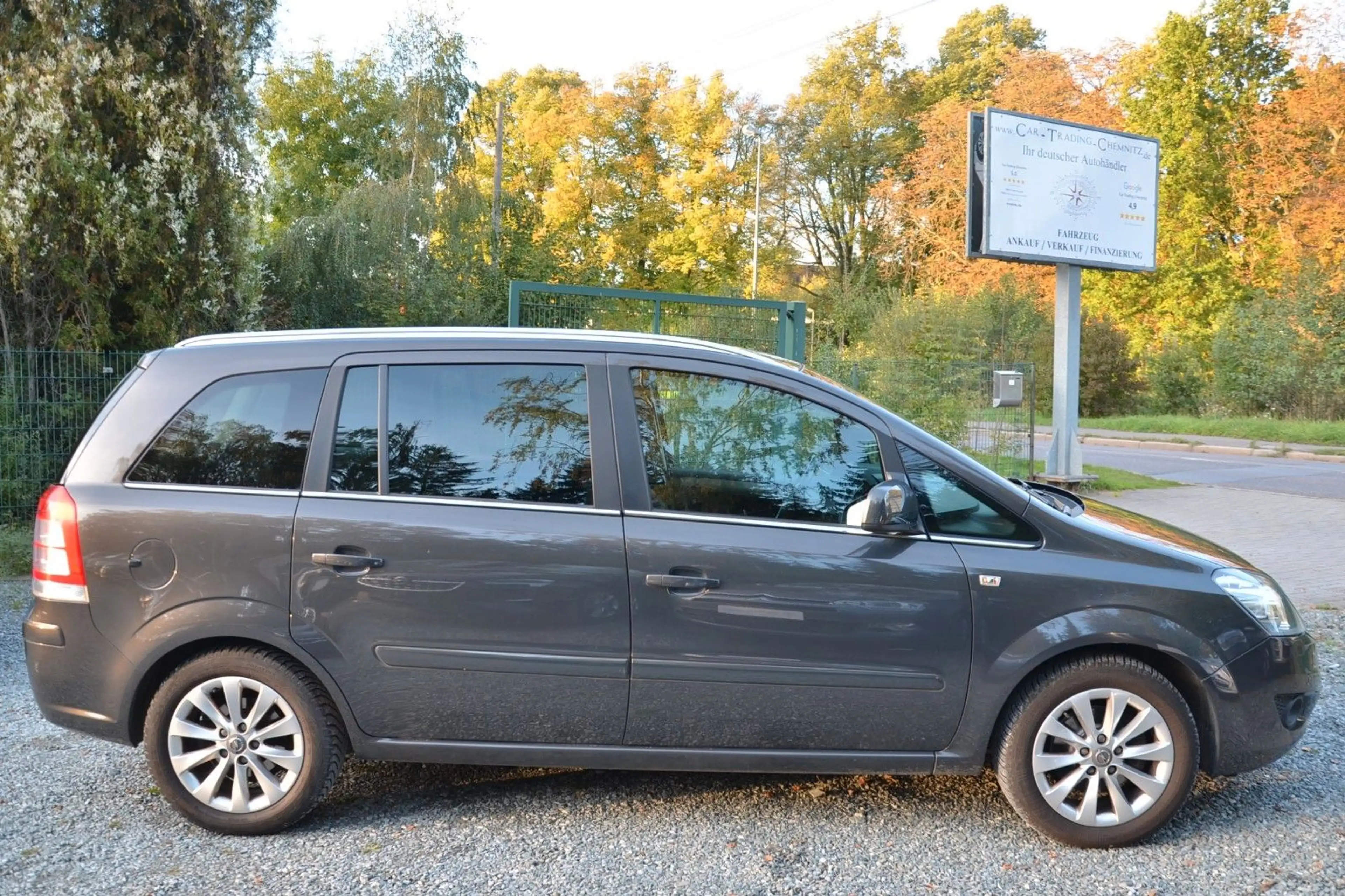 Opel Zafira B Family Plus 1.8 Navi Xenon 7 Sitze — photo 4