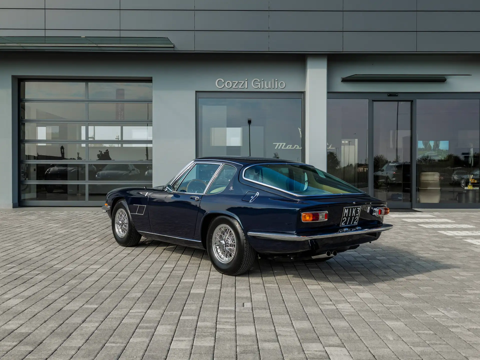 마세라티 Mistral 3700cc 1967 네이비 사진 3