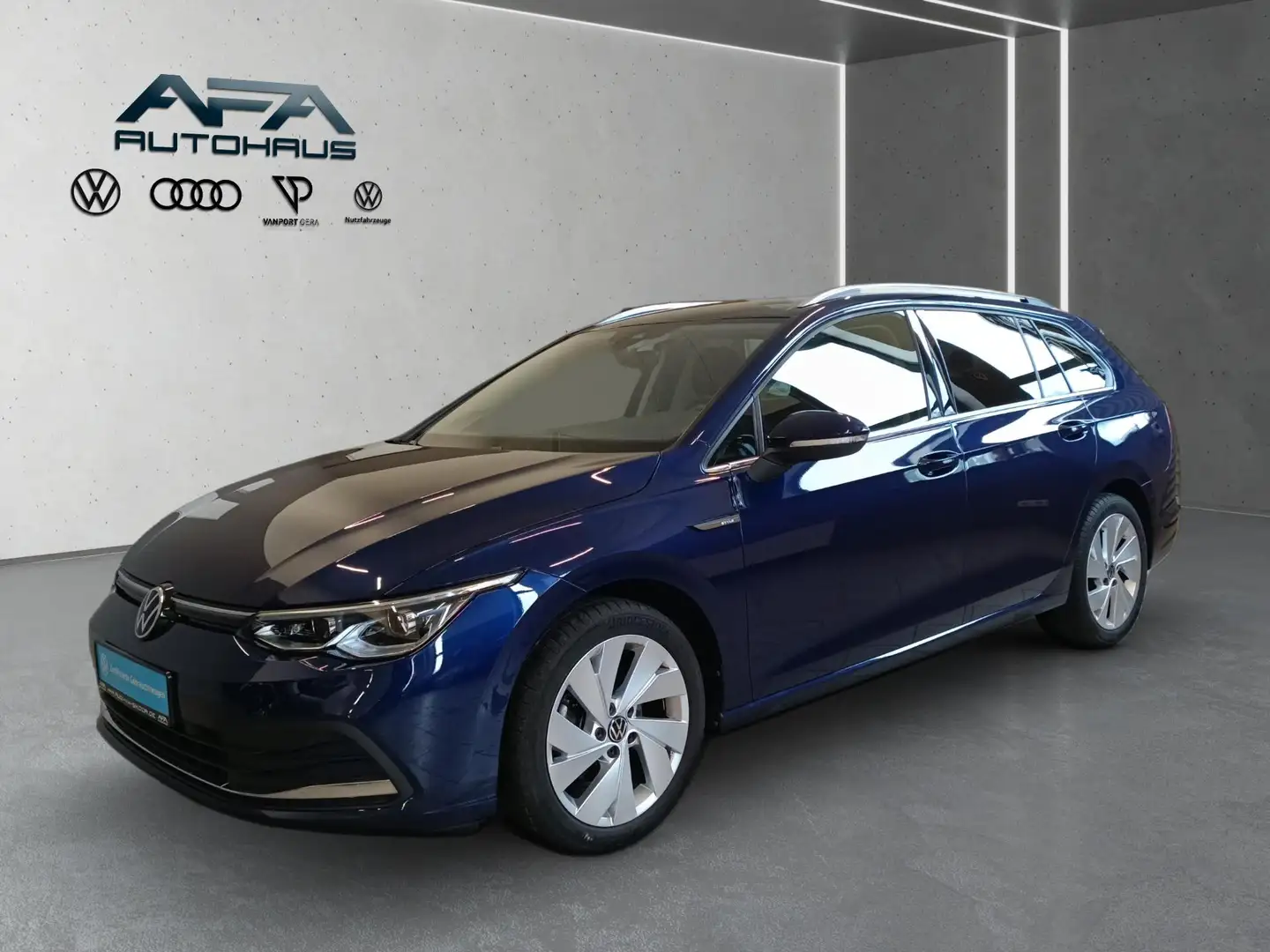 Volkswagen Golf VIII Var. 1.5 eTSI Style DSG AHK*Matrix*ACC Blau - 2
