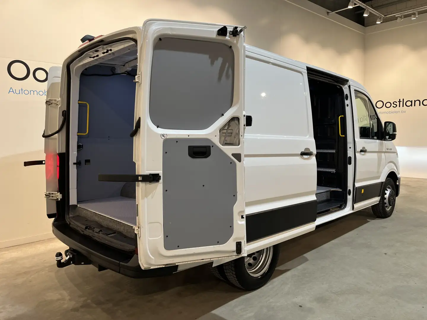 MAN TGE 50 2.0 L2H1 180 PK DL DSG Automaat / Euro 6 / Trek Blanc - 2