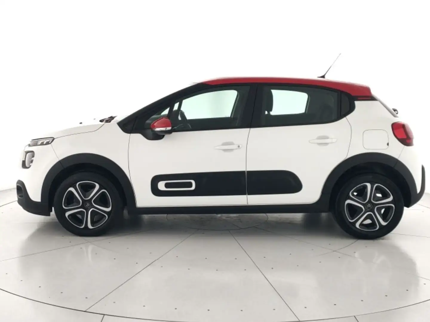 Citroen C3 1.2 puretech Shine s&s 83cv Blanc - 2