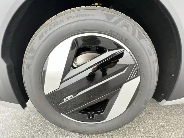 Kia Ev4 view 6