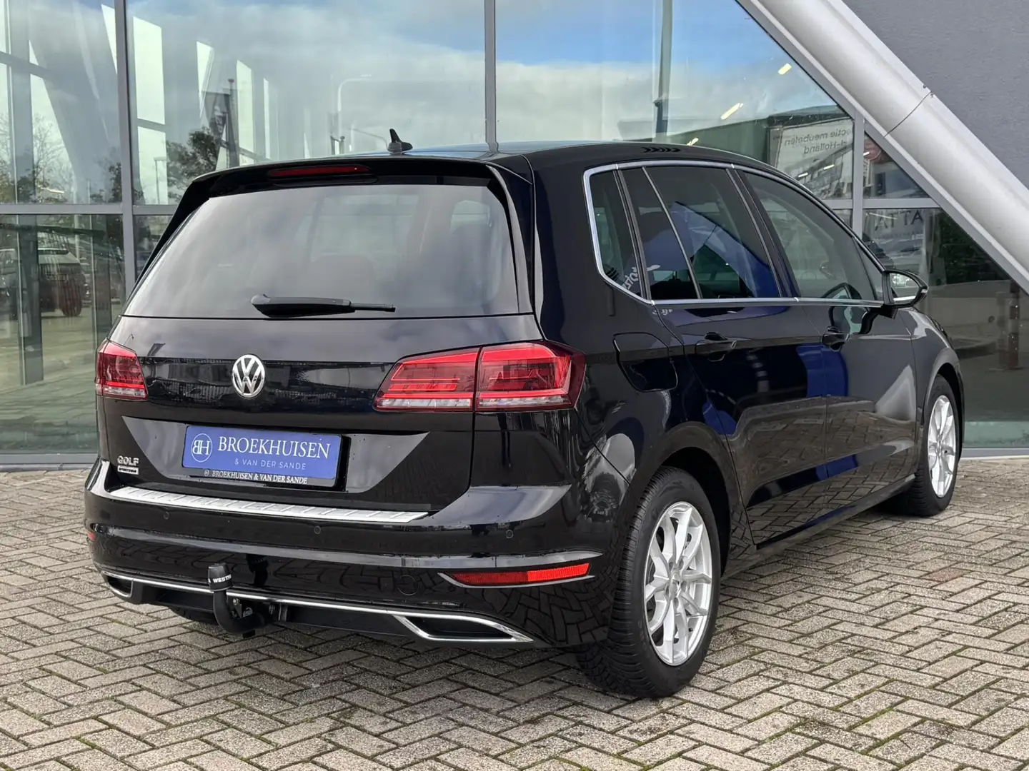 Volkswagen Golf Sportsvan 1.5 TSI ACT Highline Edition 150pk Automaat / Came Negro - 2