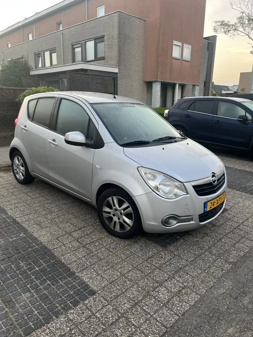 Opel Agila 1.0 Edition Gris - 2
