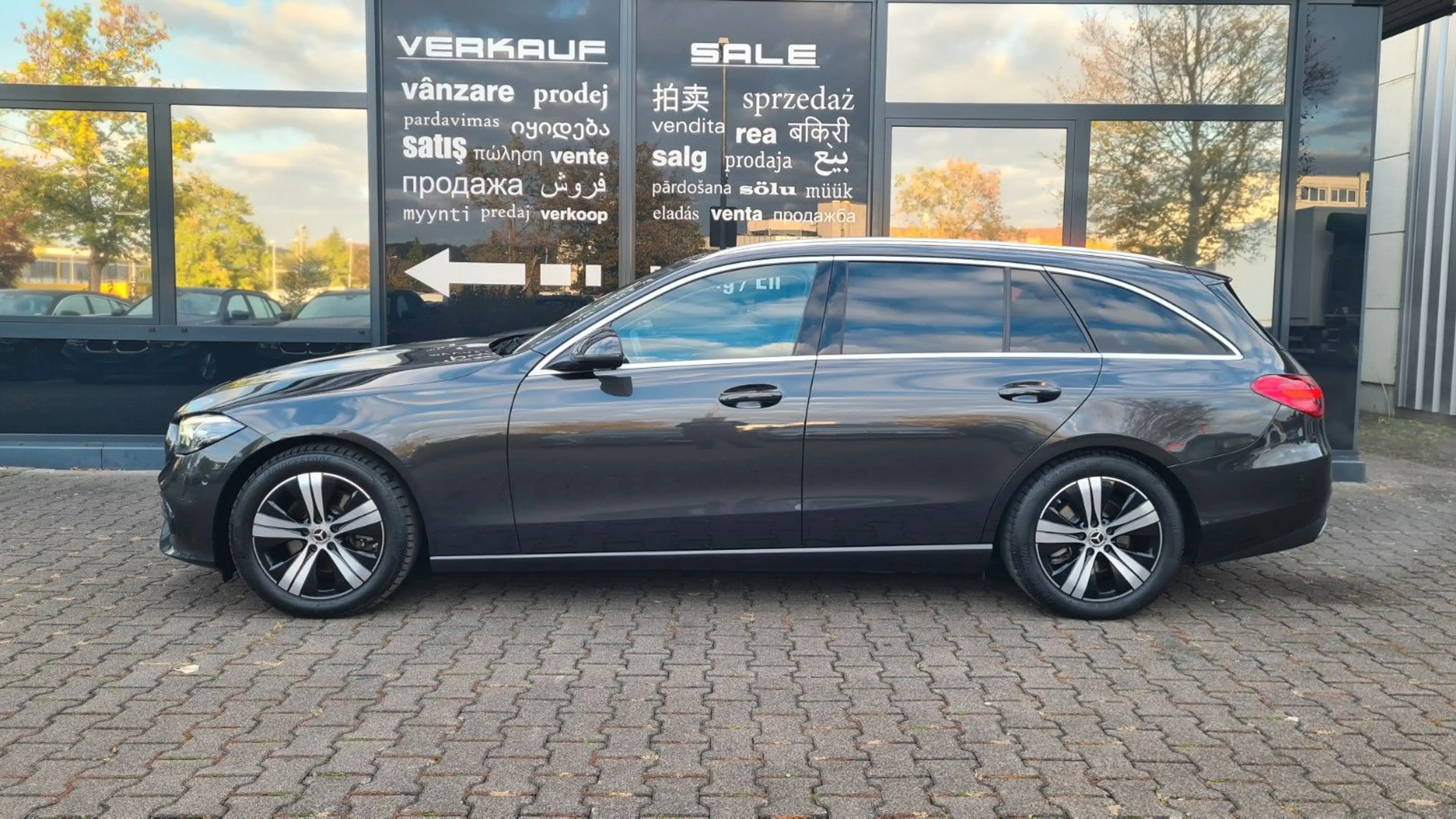 Mercedes-Benz C 220 d 4Matic AVANTGARDE - ASSISTS - 8 x ALU - — photo 4