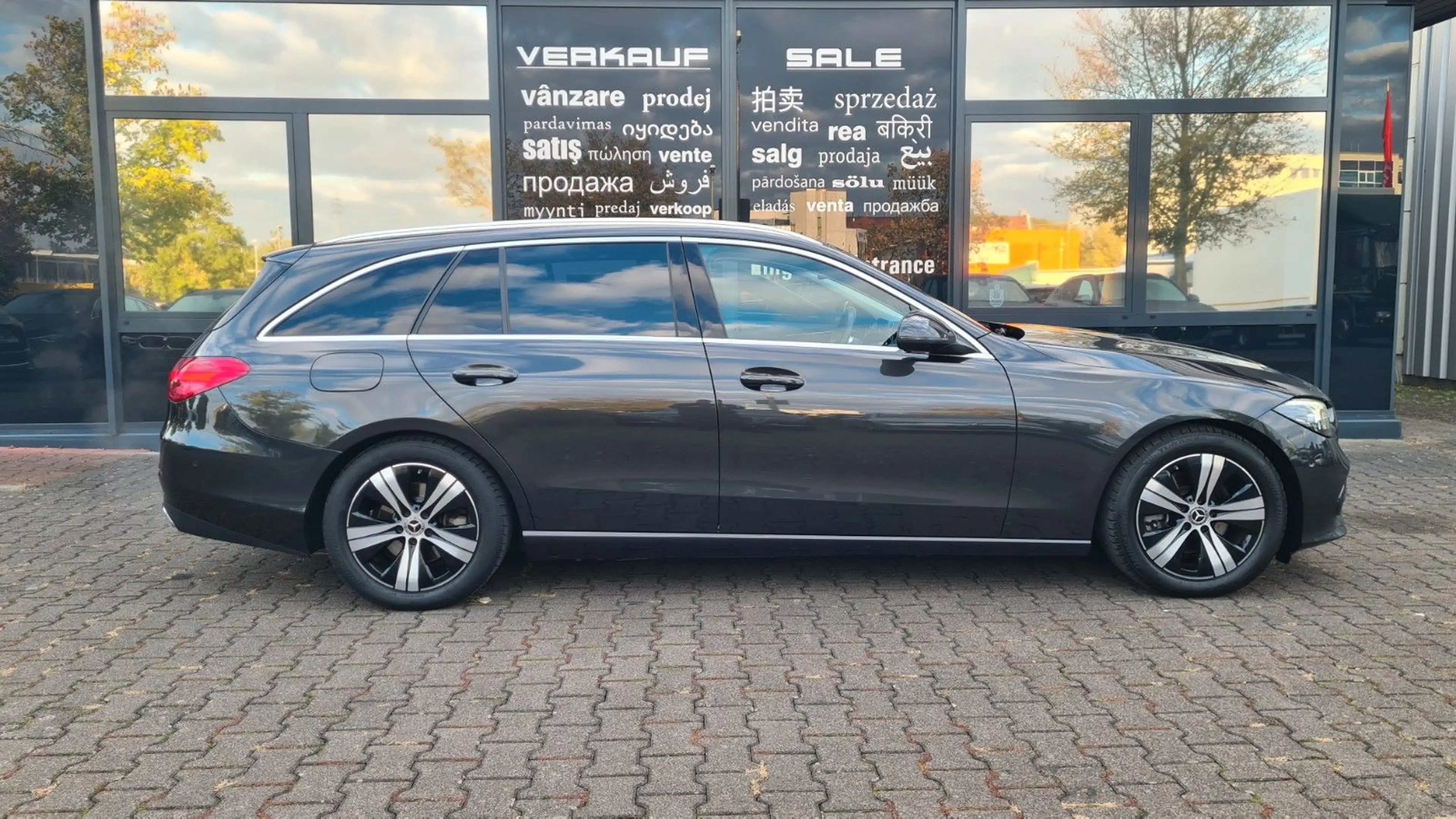 Mercedes-Benz C 220 d 4Matic AVANTGARDE - ASSISTS - 8 x ALU - — photo 9