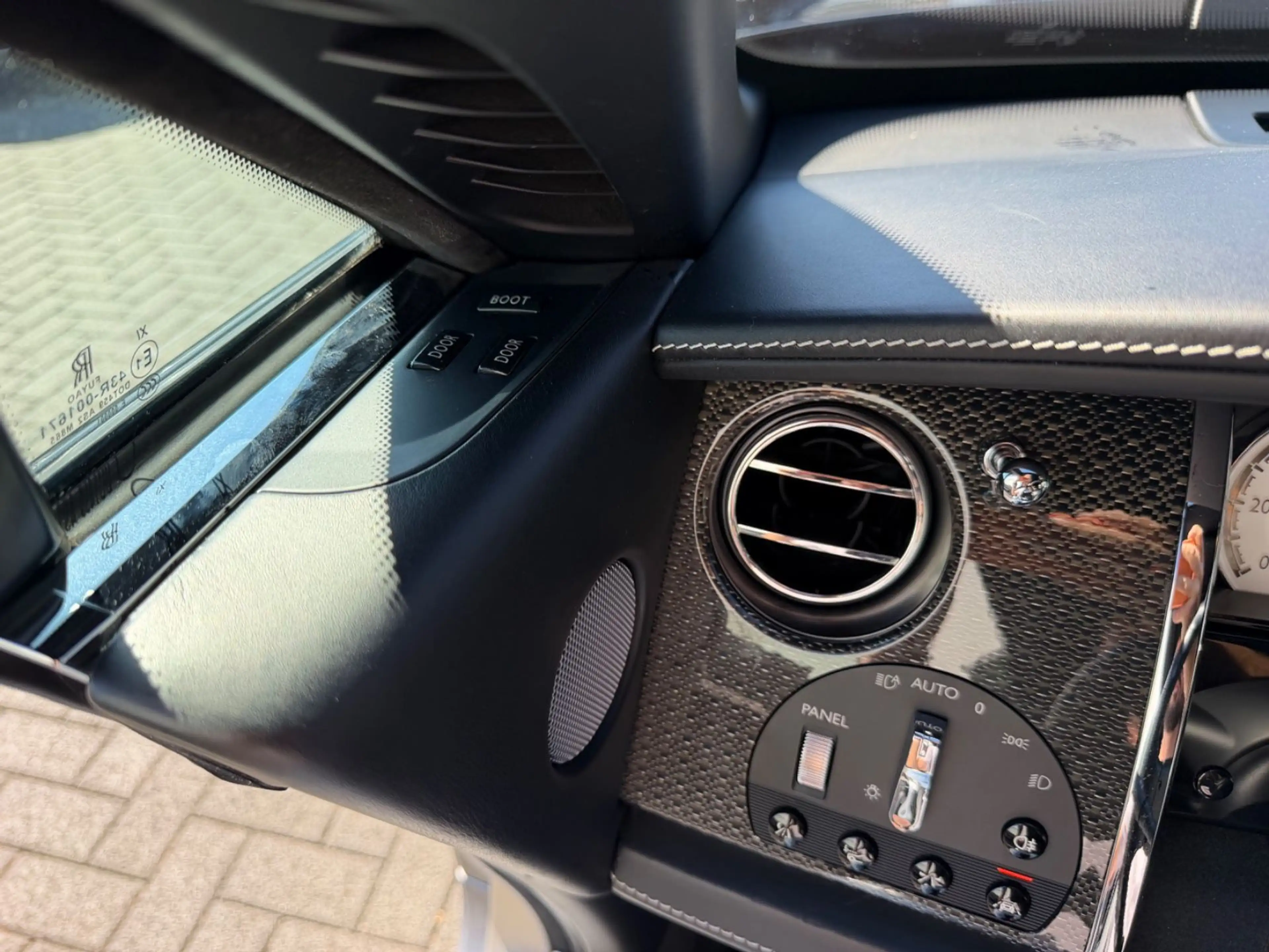Rolls-Royce Wraith Black Badge *2. Hand *Facelift *Stern. — photo 15