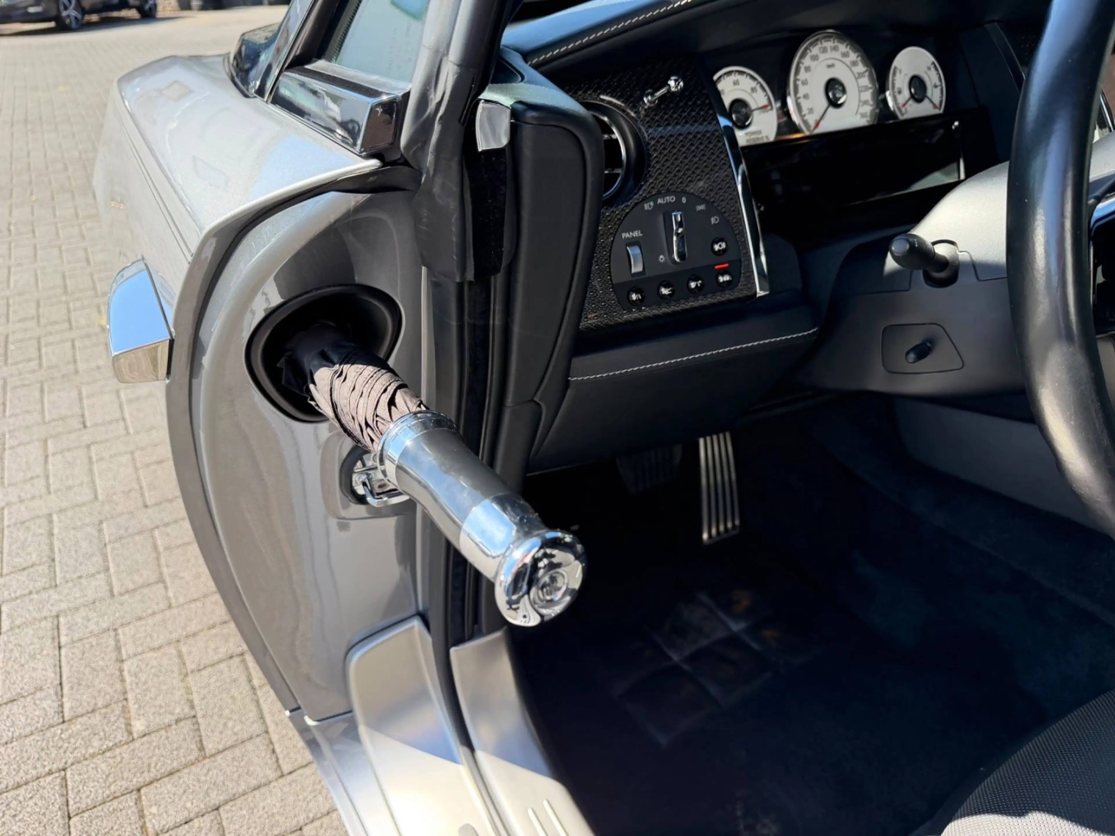 Rolls-Royce Wraith Black Badge *2. Hand *Facelift *Stern. — photo 13