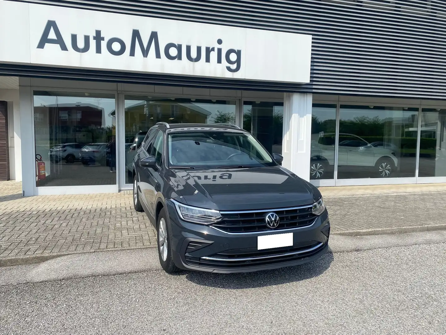 Volkswagen Tiguan Tiguan 2.0 tdi Life 150cv dsg Grigio - 2