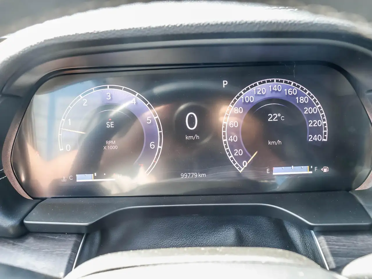 Jeep Grand Cherokee снимка Jeep Grand Cherokee
