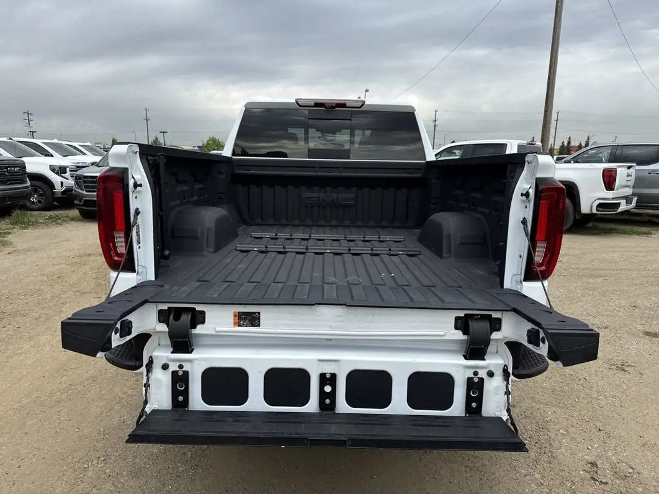 GMC Sierra 1500 снимка GMC Sierra 1500