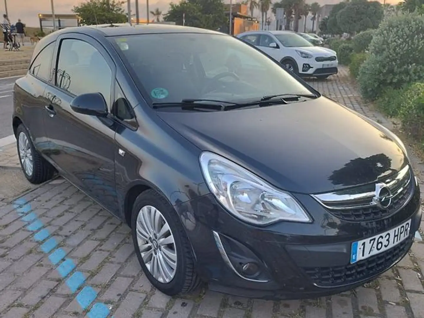 Opel Corsa Corsa 1.2 Selective Start Stop Negro - 1