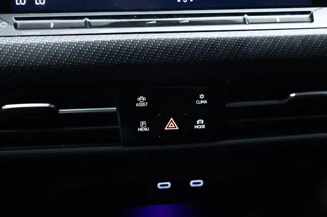 Volkswagen Golf view 13