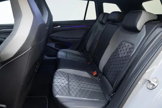 Volkswagen Golf view 7