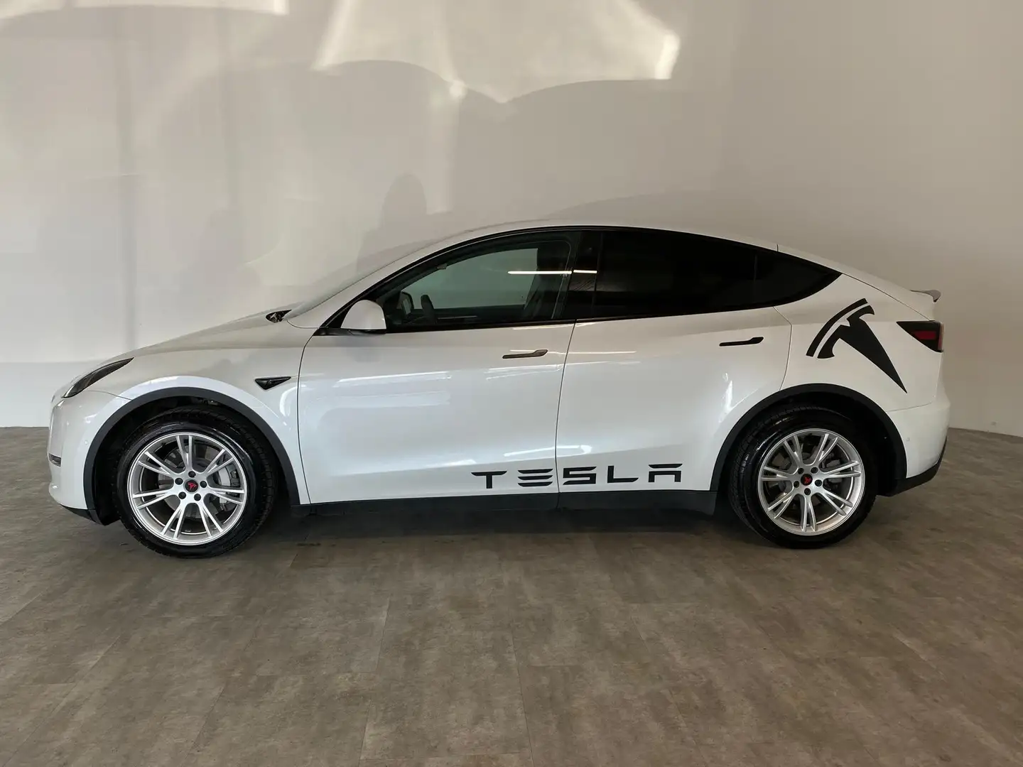 Tesla Model Y Maximale Reichweite Dual AWD 254 kW (345 PS), A... Blanc - 2