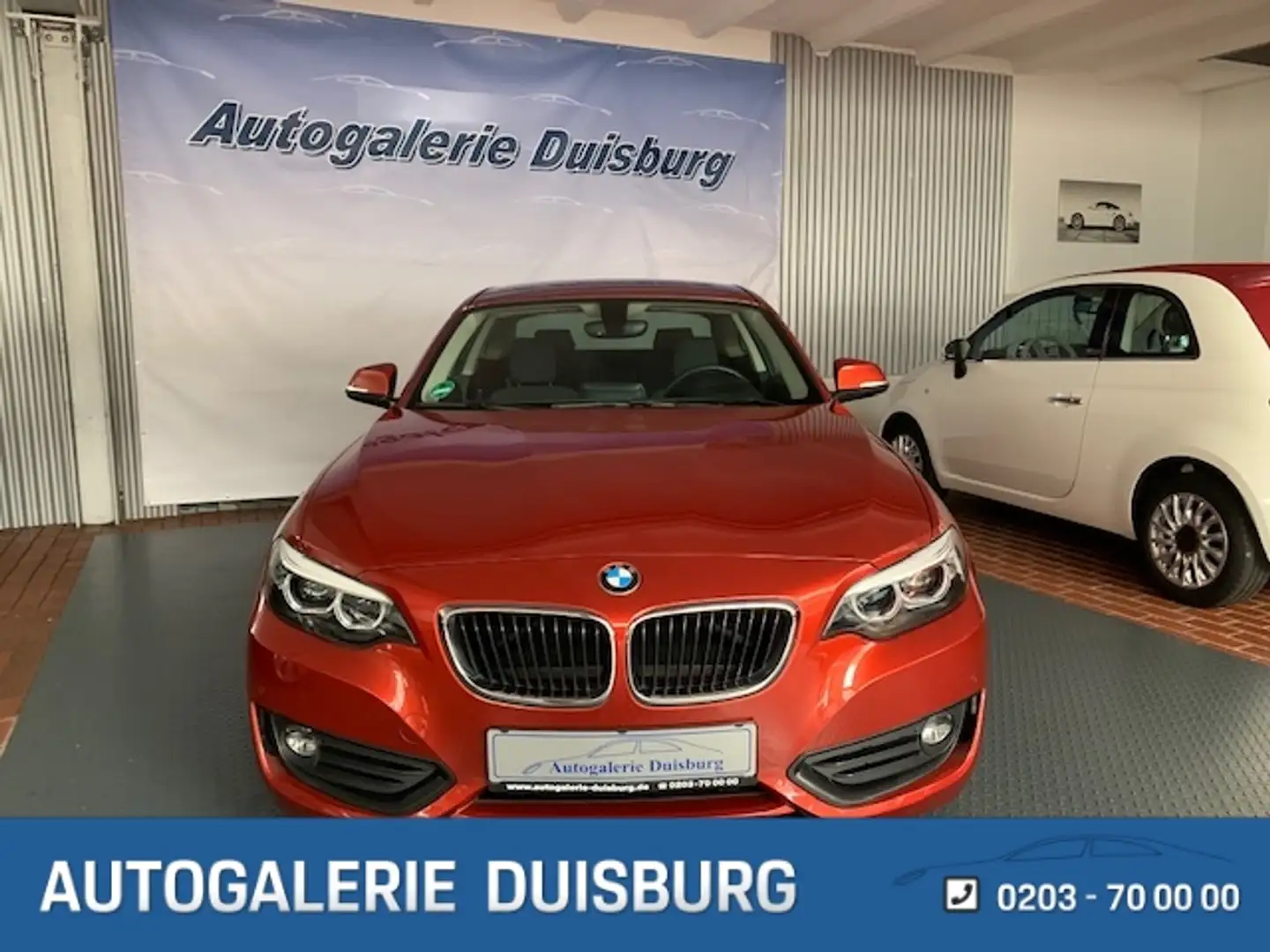 BMW 220 i Advantage Kamera Navi Keyless e-Sitze PDC Sportl Oranje - 1