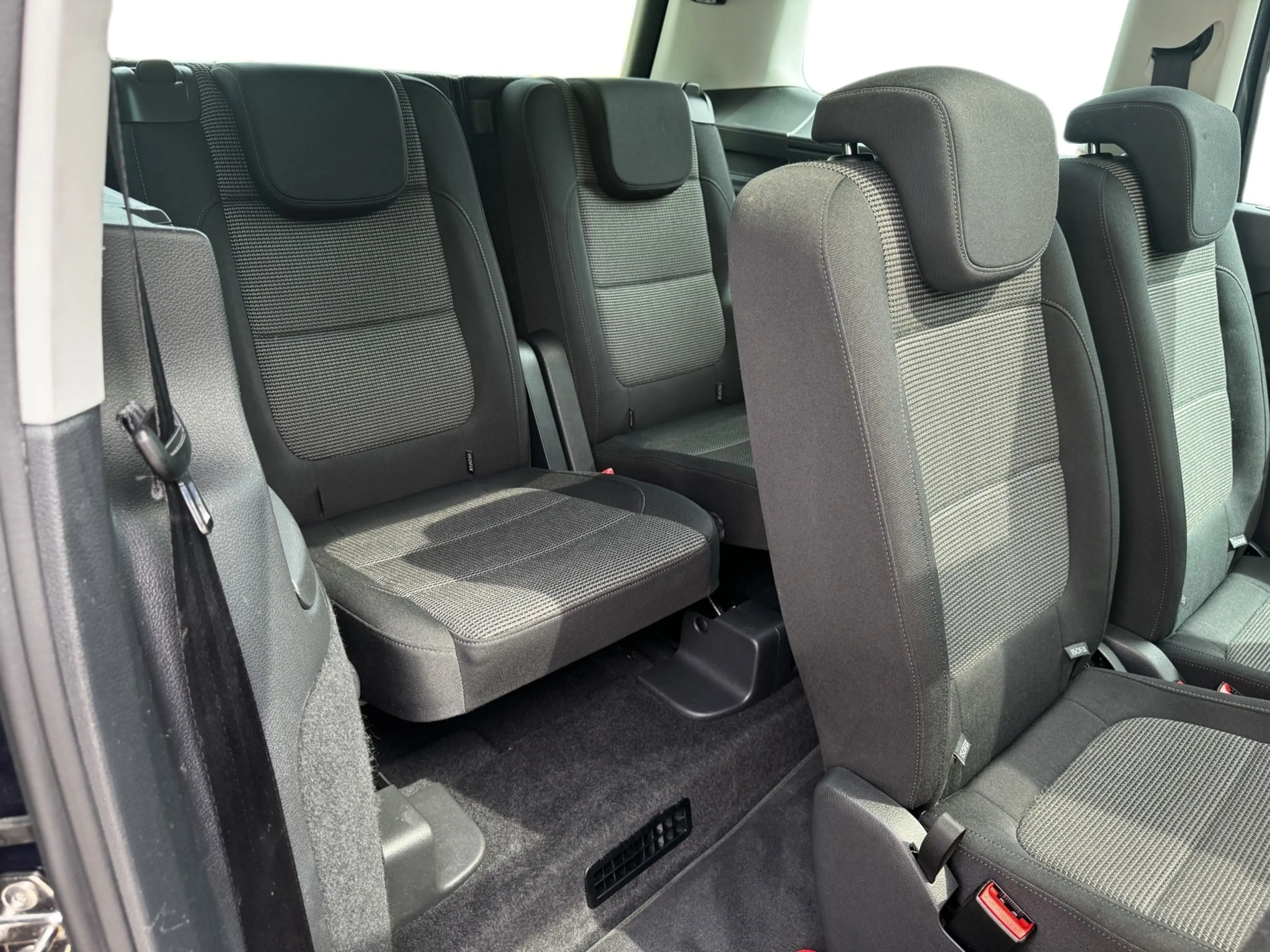 Volkswagen Sharan Comfortline 2.0 TDI +DSG+7-SITZER+NAVI+ — photo 12