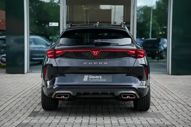 Cupra Formentor view 9