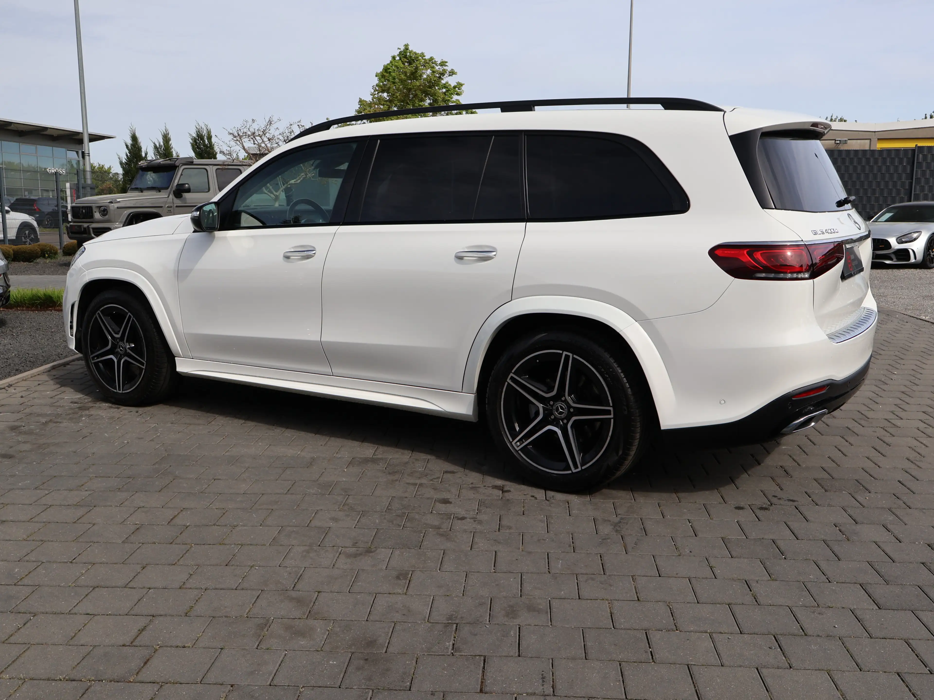 Mercedes-Benz GLS 400 d 4M AMG-NightPaket-KeyGo-SoftClose-AHK — photo 6