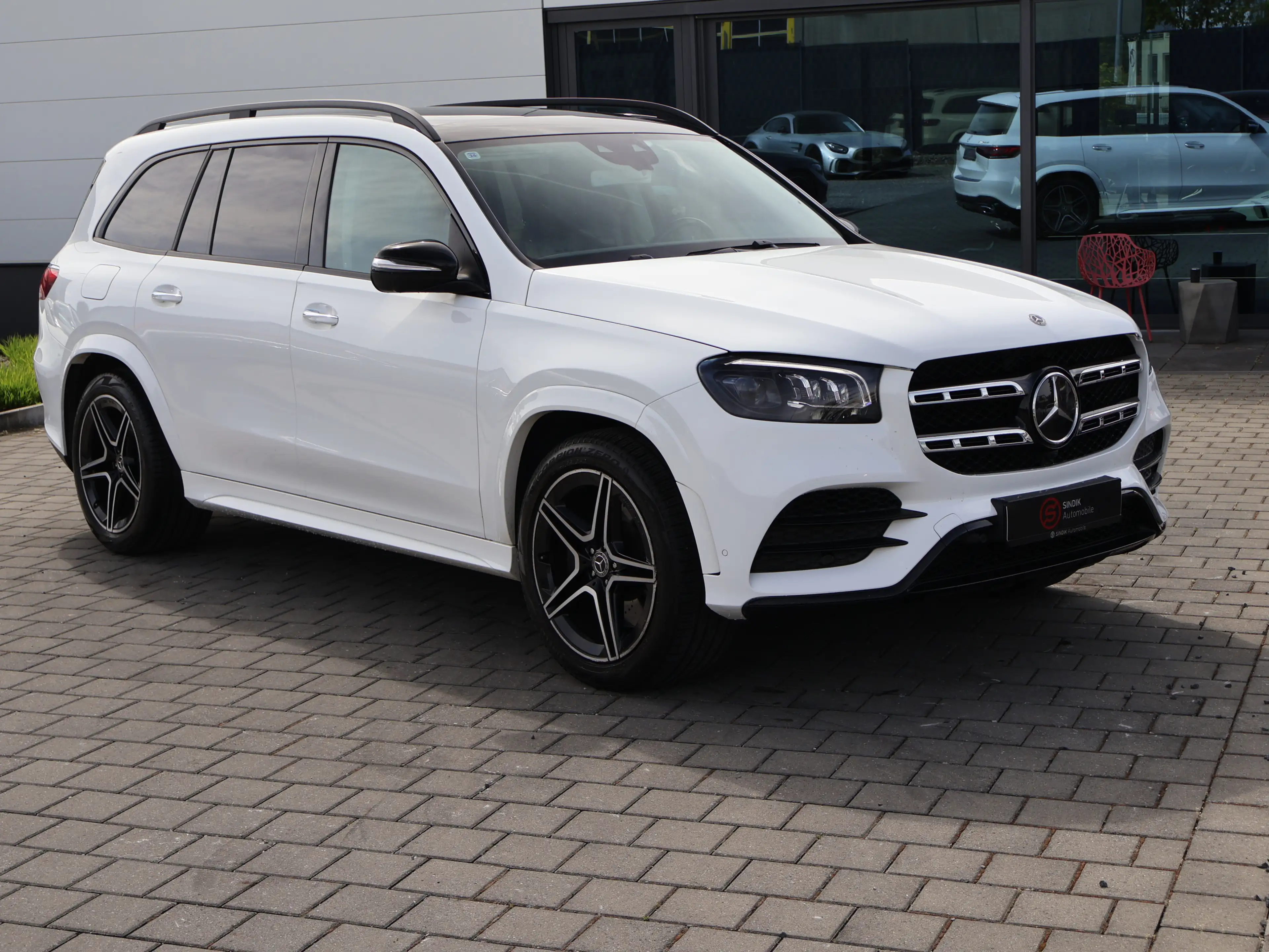 Mercedes-Benz GLS 400 d 4M AMG-NightPaket-KeyGo-SoftClose-AHK — photo 3