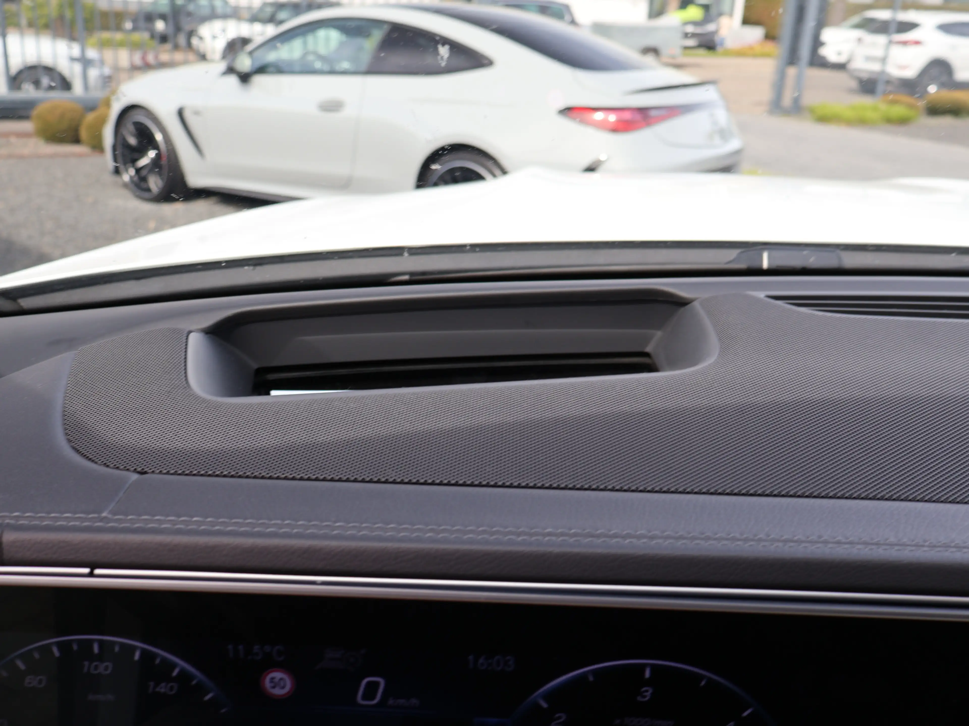 Mercedes-Benz GLS 400 d 4M AMG-NightPaket-KeyGo-SoftClose-AHK — photo 14