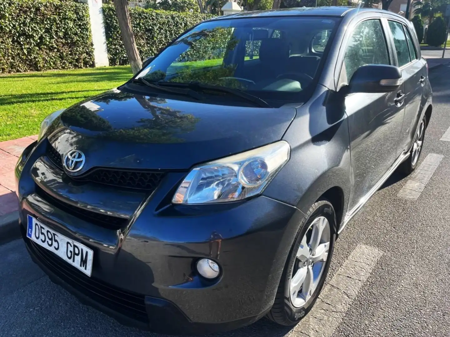 Toyota Urban Cruiser Todoterreno Manual de 5 Puertas Bleu - 1