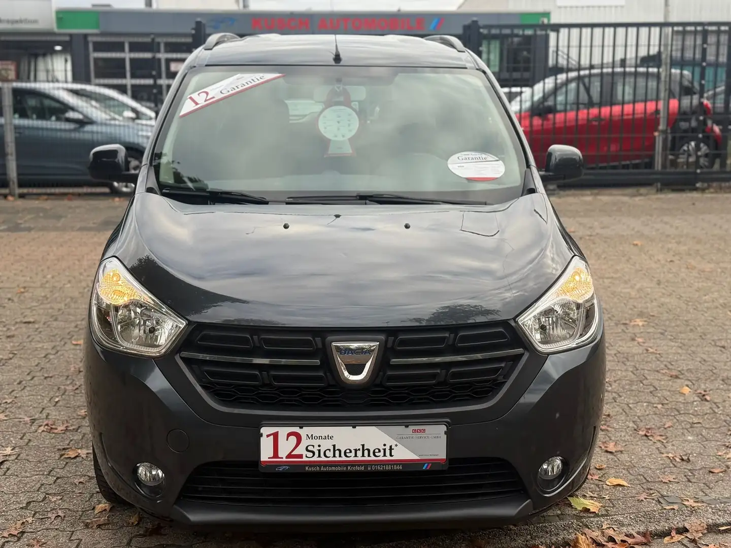 Dacia Lodgy Comfort LPG Gasanlage Klima Navi SHZ Tempomat 1 Ha Noir - 2