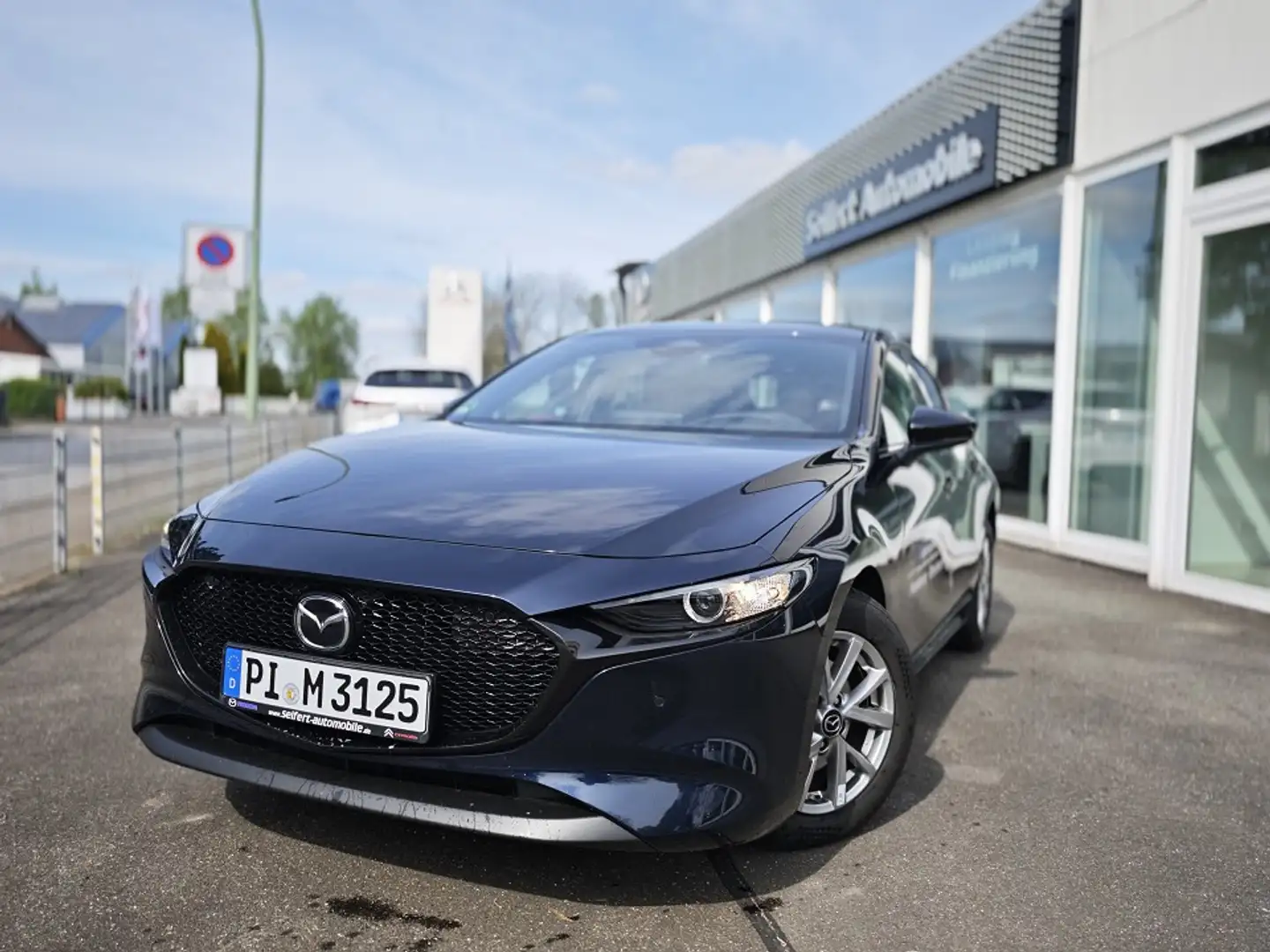 Mazda 3 2.5L e-SKYACTIV G 140ps Homura Bleu - 1