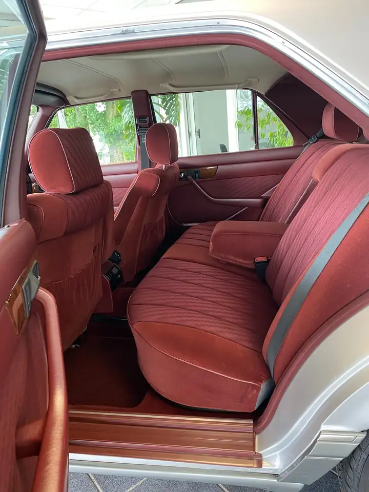 Mercedes-Benz S 260 SE 1.Hand/Klima/Scheckheft/130.000km, foto 11