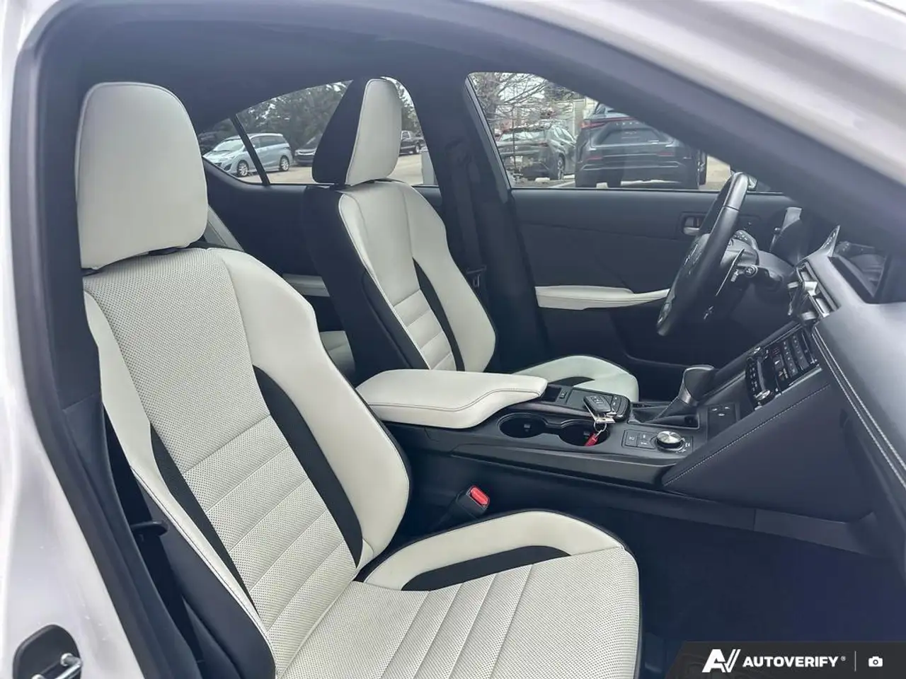 Lexus IS fotografie Lexus IS