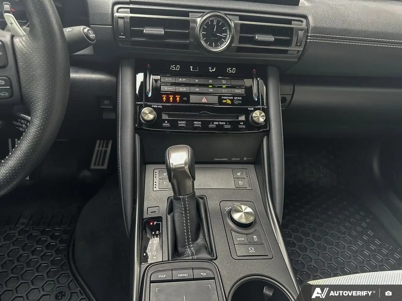 Lexus IS fotografie Lexus IS