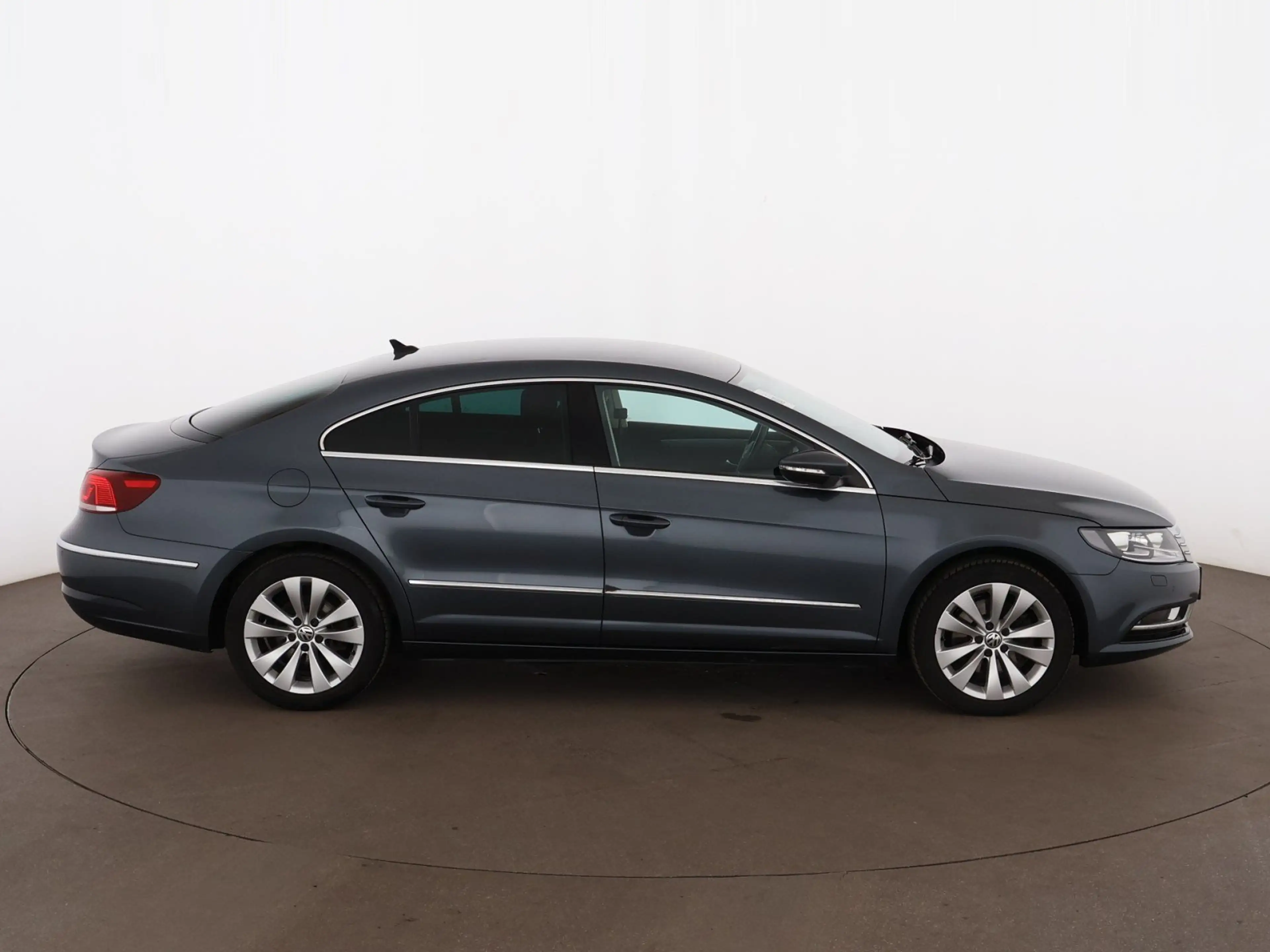 Volkswagen CC 1.4 TSI XENON NAVI SITZHZG TEMPOMAT KLIMA PDC — photo 9