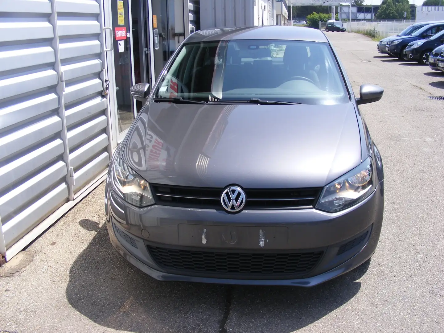 Volkswagen Polo IV 1.6 TDI 90CH FAP CONFORTLINE 5P Grijs - 2
