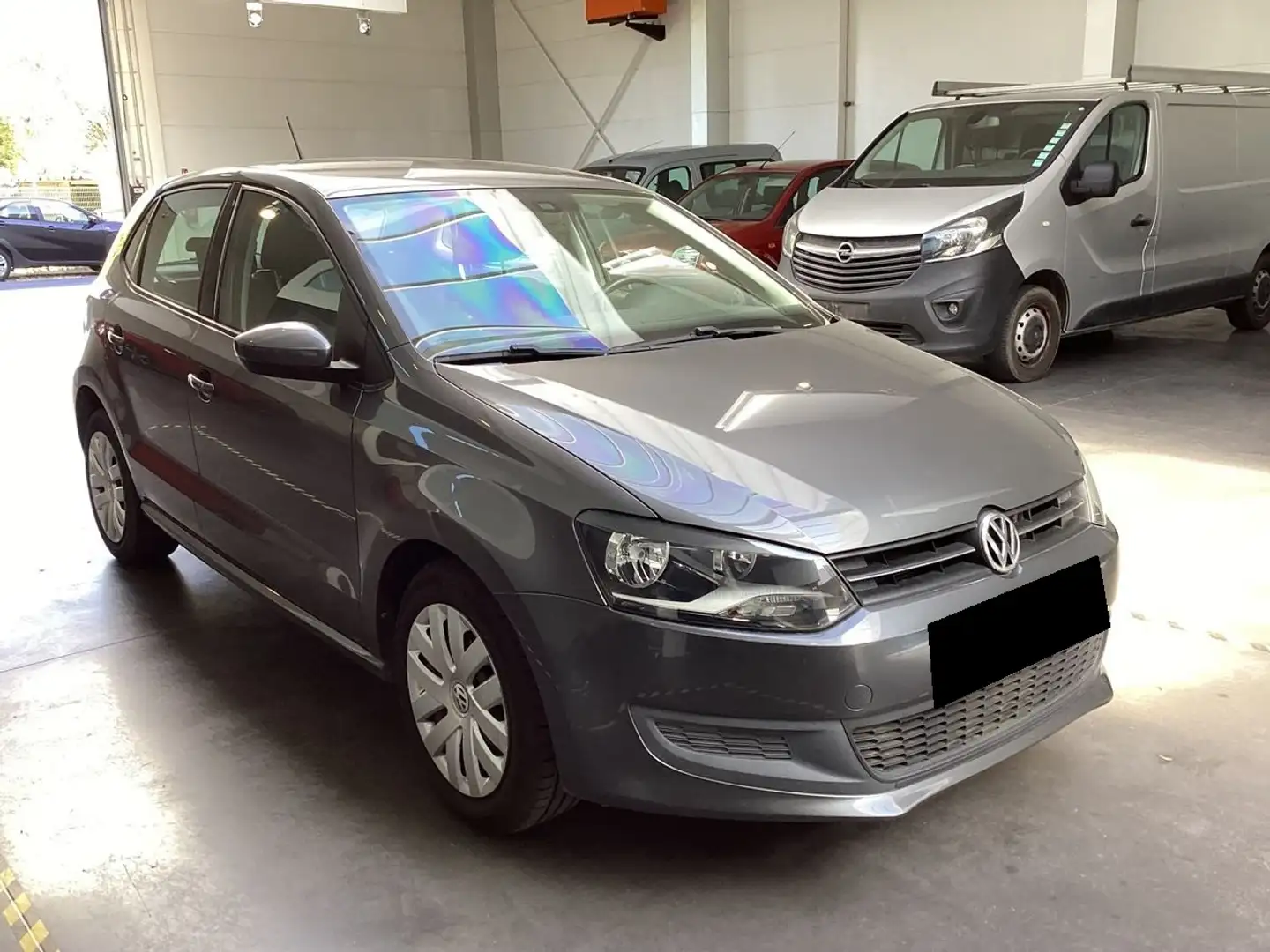 Volkswagen Polo IV 1.6 TDI 90CH FAP CONFORTLINE 5P Grau - 2