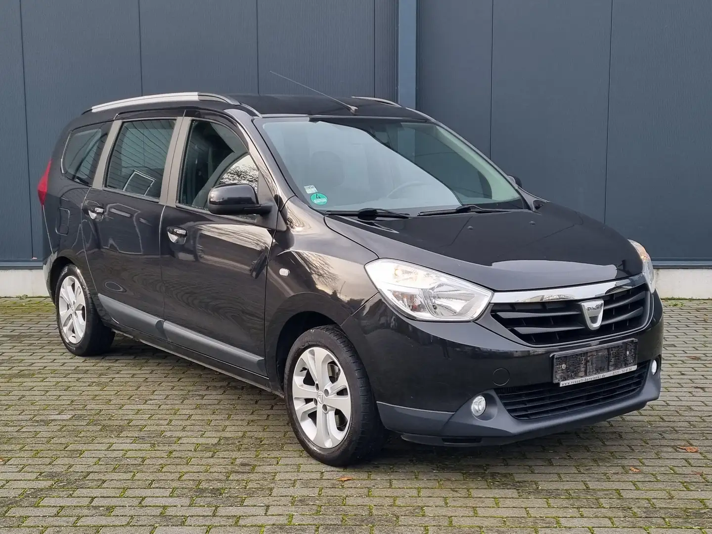 Dacia Lodgy Lodgy TCe 115 Prestige*Tüv Neu*1.Hand*Navi*AHK* Schwarz - 1