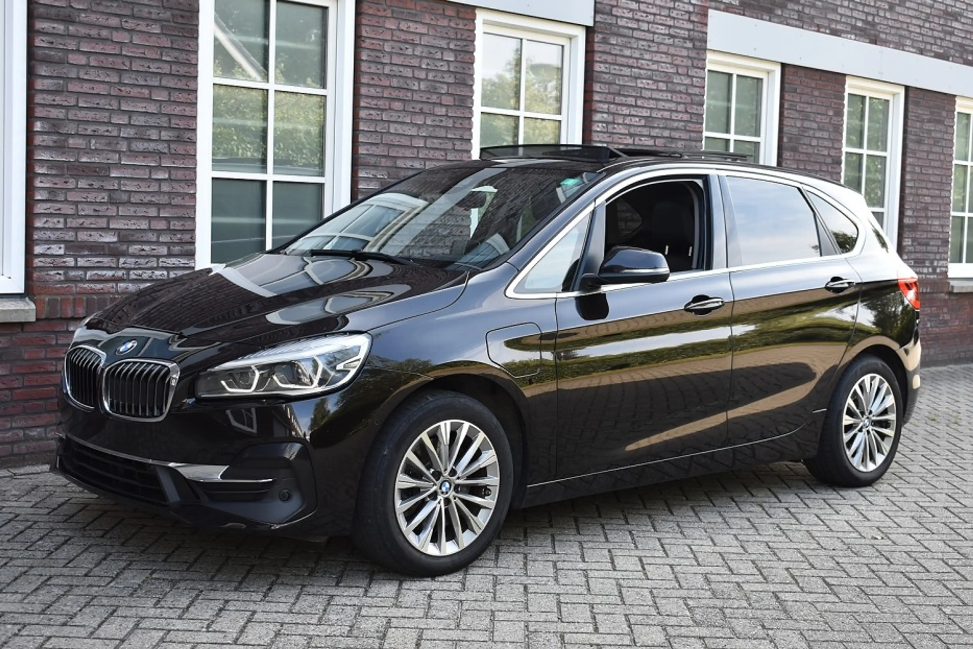 BMW 225 Active Tourer F45 - 225xe Active Tourer Luxury Lin — photo 11