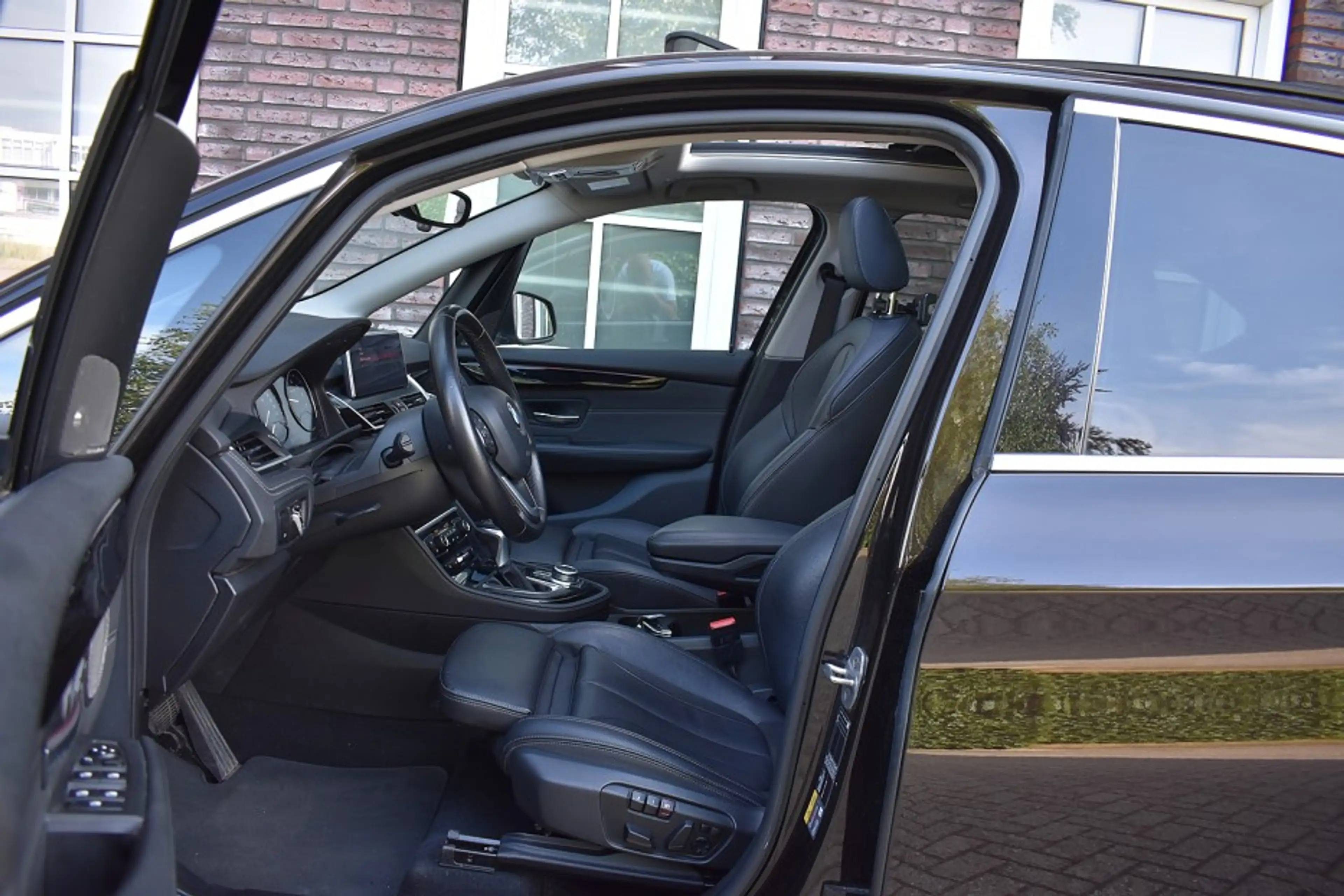 BMW 225 Active Tourer F45 - 225xe Active Tourer Luxury Lin — photo 14