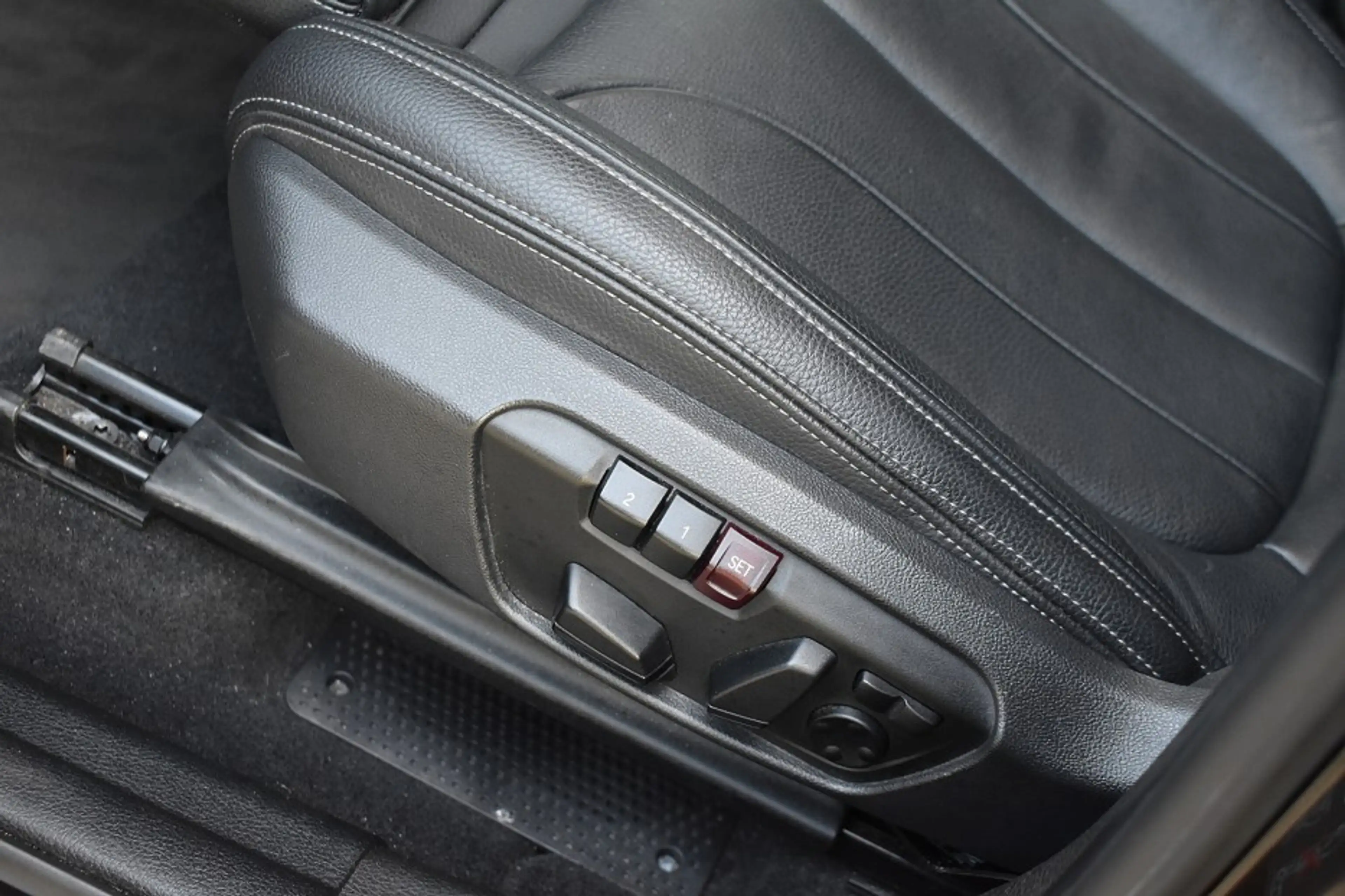 BMW 225 Active Tourer F45 - 225xe Active Tourer Luxury Lin — photo 12