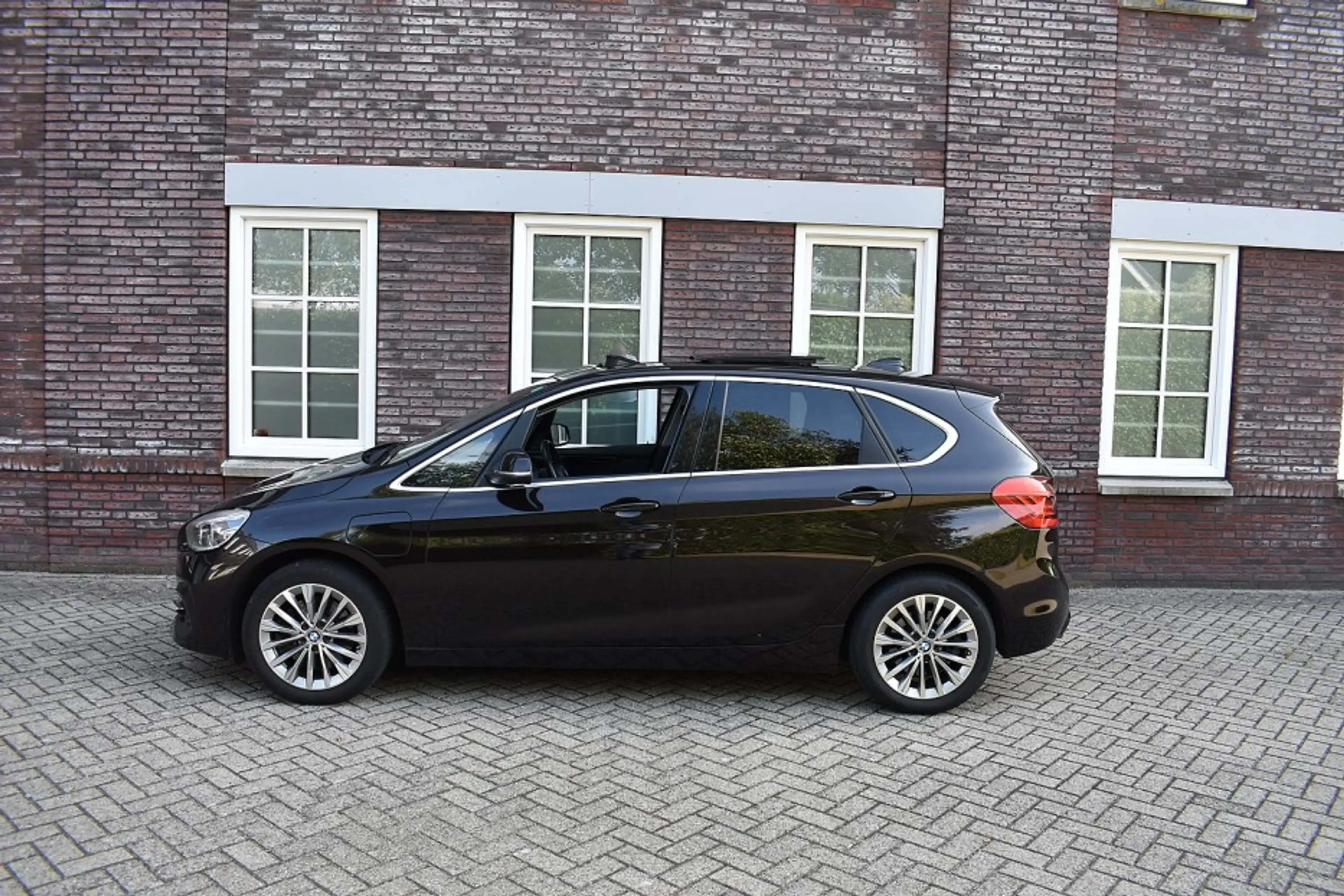 BMW 225 Active Tourer F45 - 225xe Active Tourer Luxury Lin — photo 10