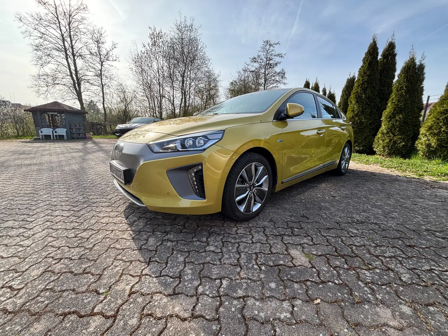 Hyundai IONIQ Premium Elektro Geel - 2