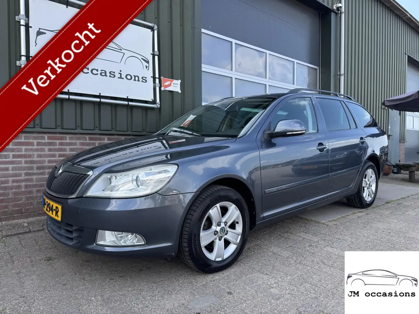 Skoda Octavia Combi 1.2 TSI Elegance|Automaat|Clima|Cruise| Grijs - 1