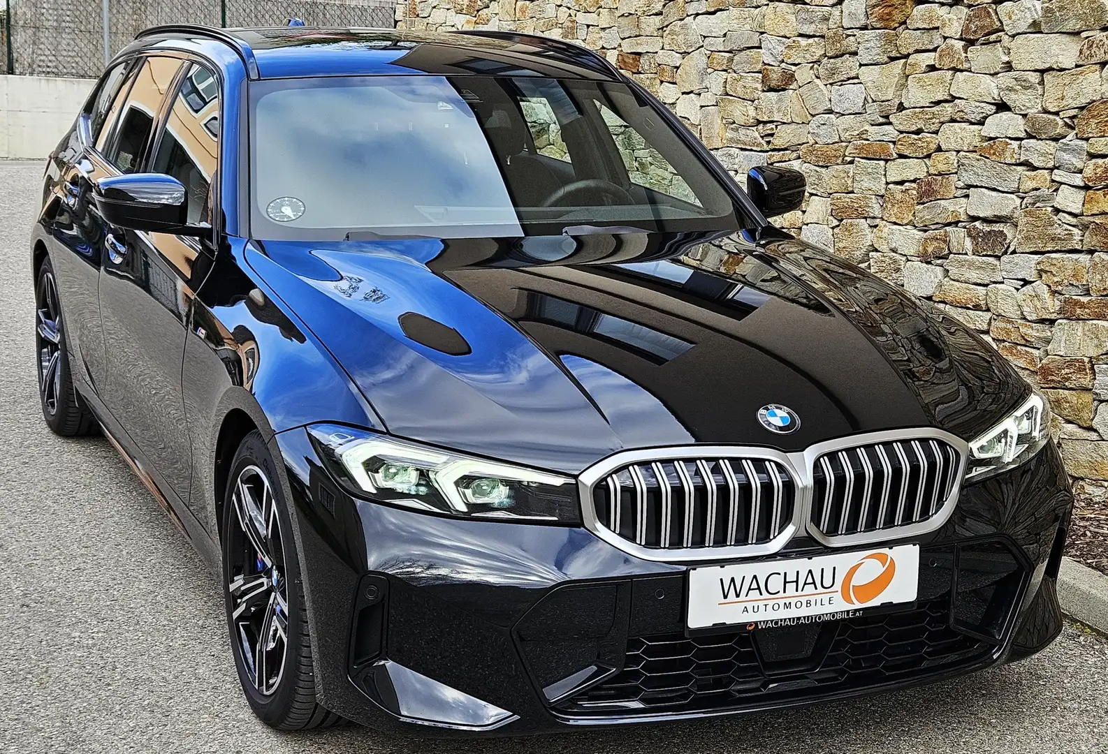 BMW 330 *i xDrive Touring G21*M-Paket*ACC*NP: 73.310* Noir - 1