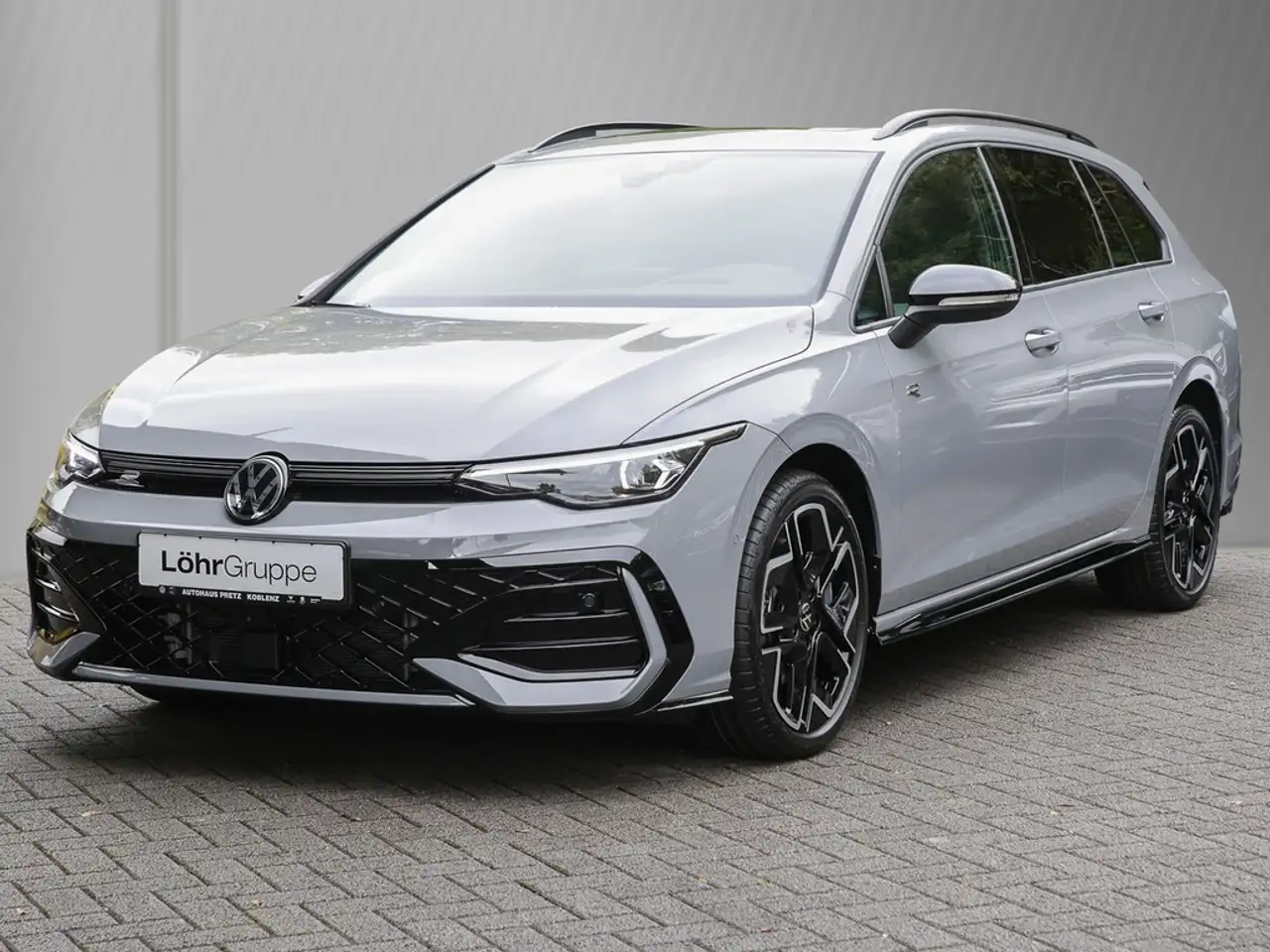 Volkswagen Golf Variant 2.0 TDI DSG R-Line Black Style AHK, 360°Kam., P... 2