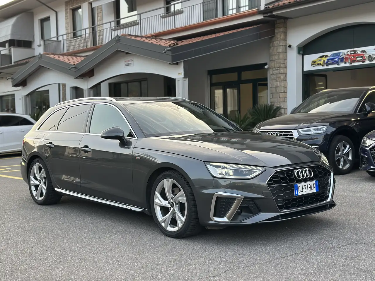 Audi A4 A4 V 2022 Avant Avant 35 2.0 tdi mhev S Line edition 163cv s-tronic 3