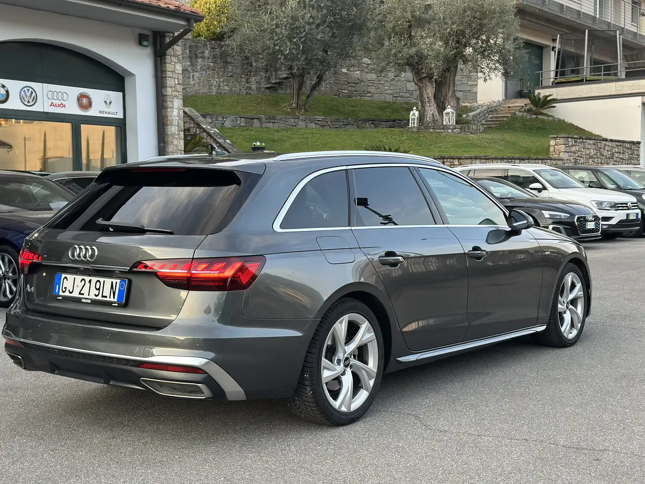 Audi A4 A4 V 2022 Avant Avant 35 2.0 tdi mhev S Line edition 163cv s-tronic 7