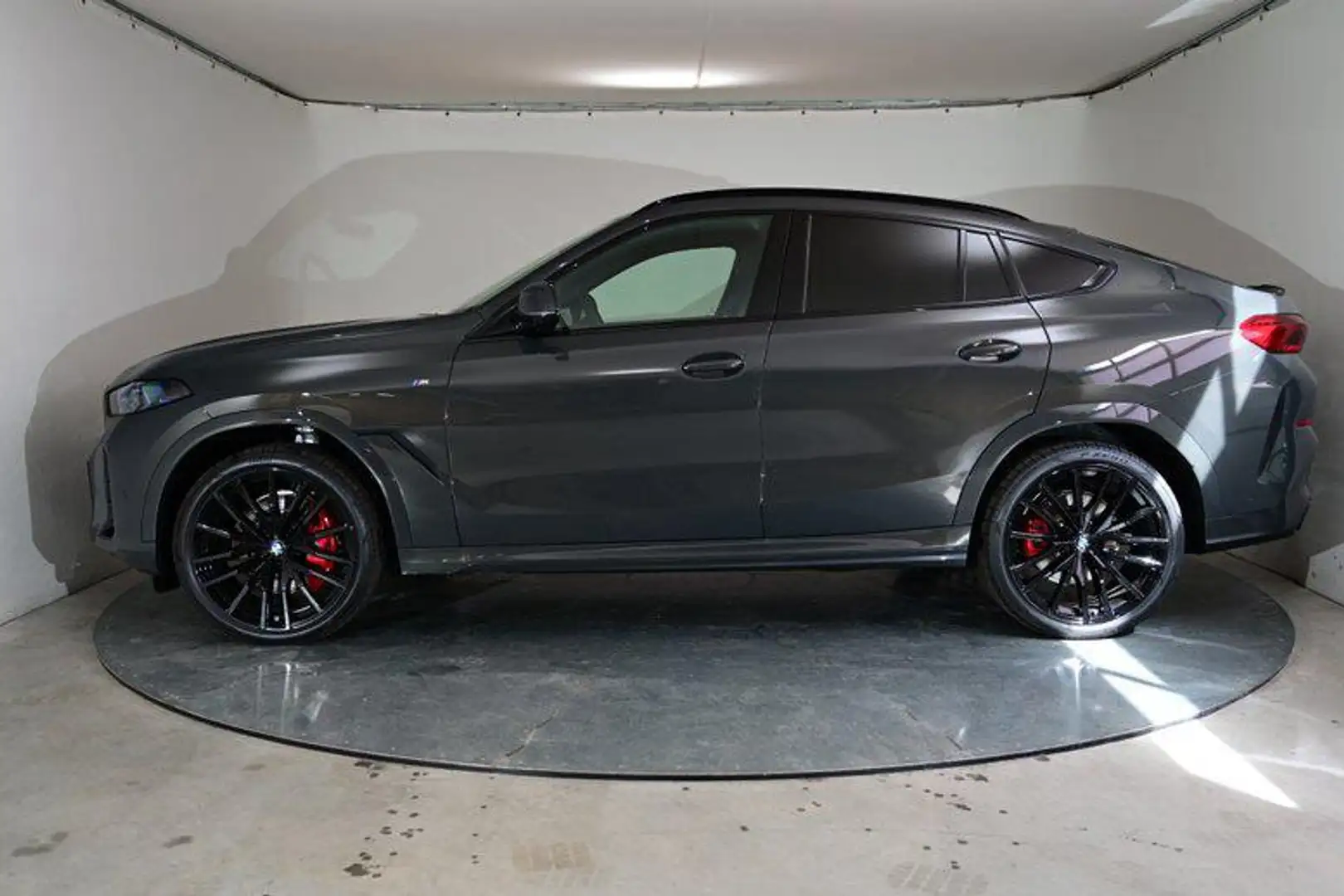 BMW X6 M Sportpaket Pro 3.0 8-Gang Steptronic xDrive 2... Grau - 2